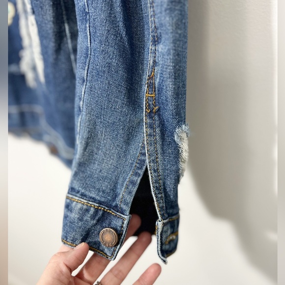 Gorgeous Boho jacket Floral Design Jean Jacket Vintage women’s medium - Picture 2 of 16